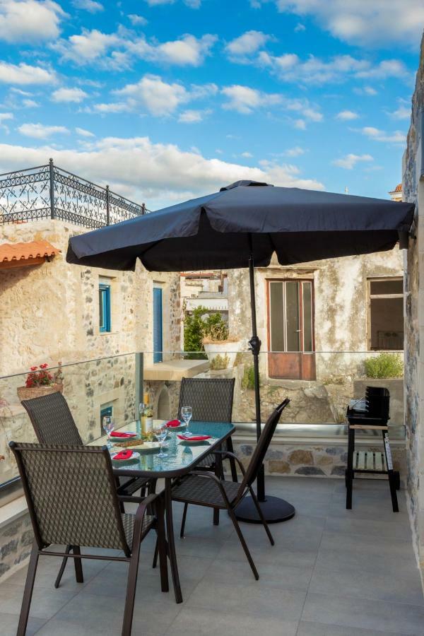 Marilena Natural Stone House, By Hellocrete Pigi  Exterior photo